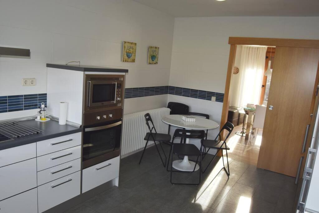 Hébergement de vacances Casa Con Jardin En *